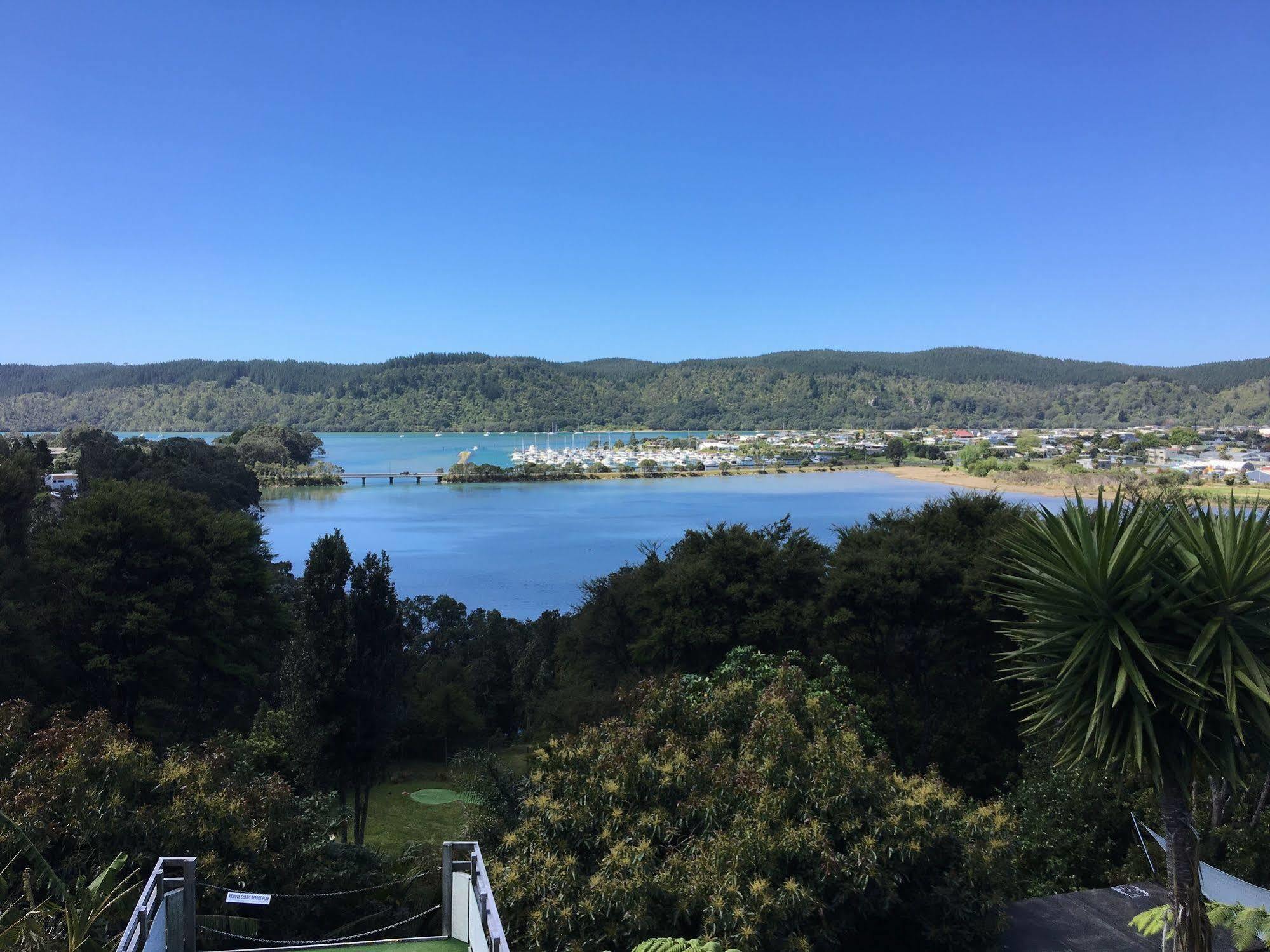 Whangamata Vistas B&B Exterior foto